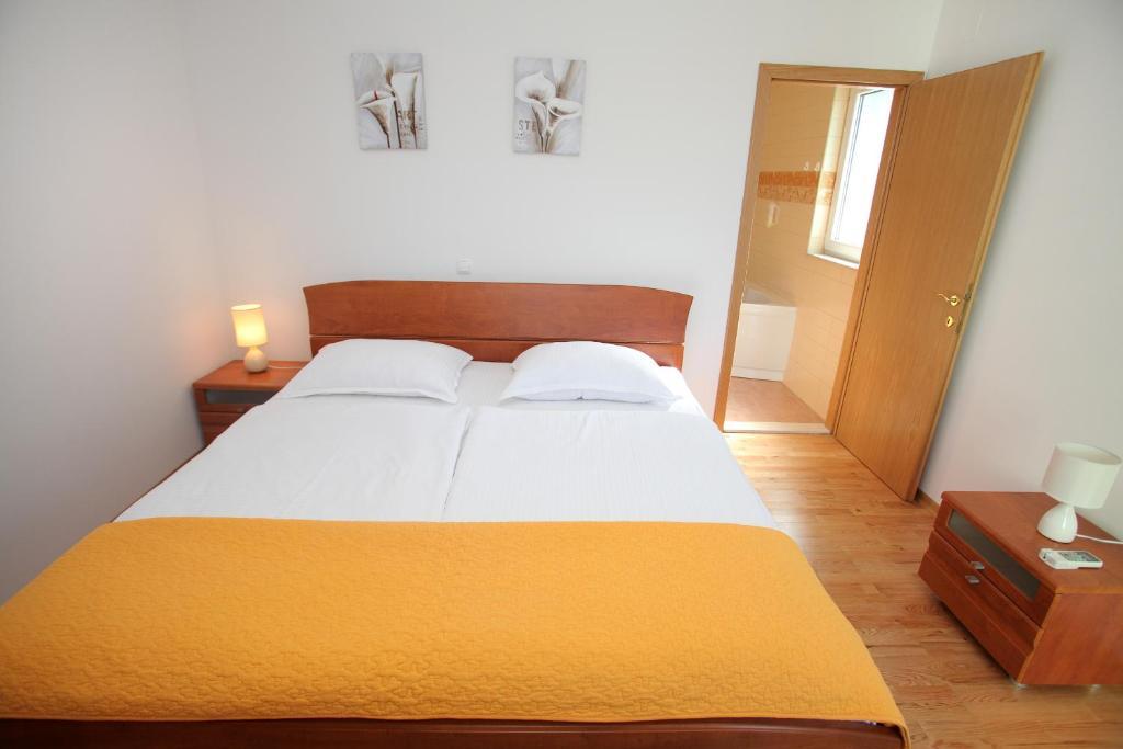 Apartments Delta Trogir Quarto foto